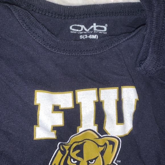 FIU onesie - unisex - Picture 2 of 5